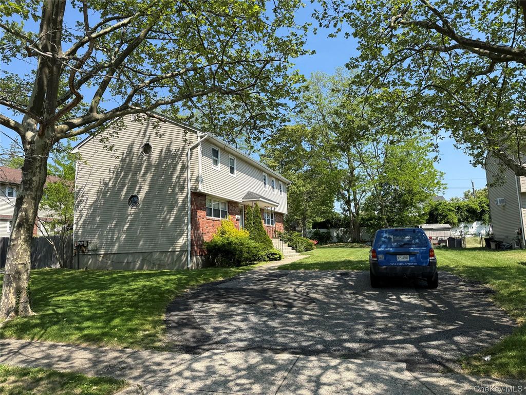 85-87 Washington Street, East Islip, NY 11730