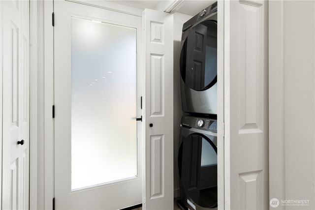 11 SW 100th Street, Seattle, WA 98146