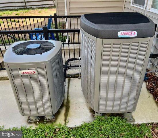 83 ZELKOVA RD, Smyrna, DE 19977