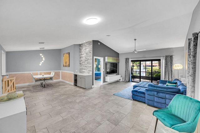 5205 Bolero Circle 5205, Delray Beach, FL 33484