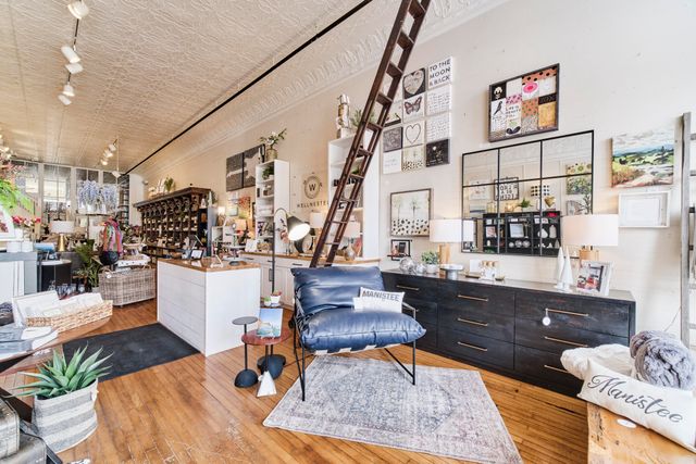 429 River Street, Manistee, MI 49660