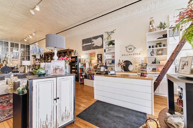 429 River Street, Manistee, MI 49660