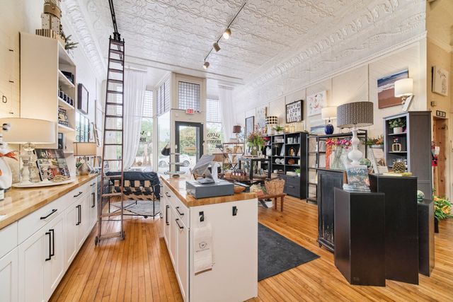 429 River Street, Manistee, MI 49660