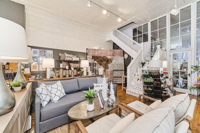 429 River Street, Manistee, MI 49660