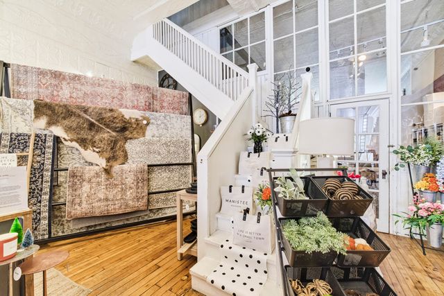 429 River Street, Manistee, MI 49660