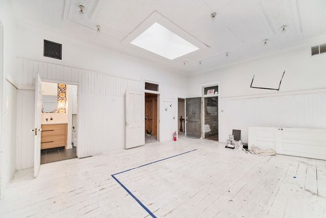 429 River Street, Manistee, MI 49660