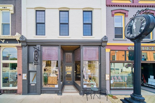 429 River Street, Manistee, MI 49660