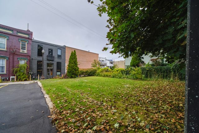 429 River Street, Manistee, MI 49660