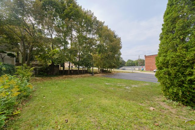 429 River Street, Manistee, MI 49660