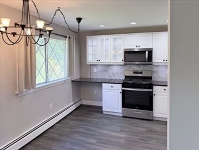 19 Fernview Ave 6, North Andover, MA 01845