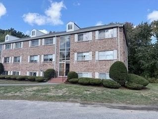 19 Fernview Ave 6, North Andover, MA 01845