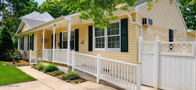 54 Mermaid Drive, Manahawkin, NJ 08050