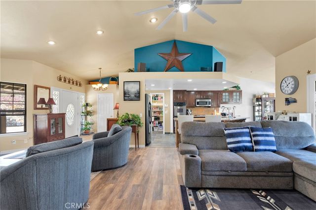 8130 Desert View Road, Pinon Hills, CA 92372