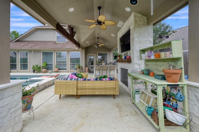 28522 Misty Cliff Lane, Spring, TX 77386