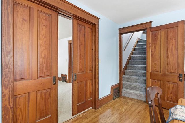 5987 COUNTY RD E, Omro, WI 54963