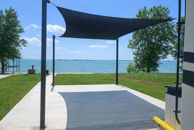 6454 Peninsula Road, Kerens, TX 75144