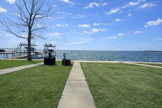 6454 Peninsula Road, Kerens, TX 75144