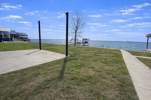 6454 Peninsula Road, Kerens, TX 75144