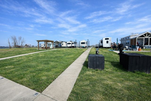 6454 Peninsula Road, Kerens, TX 75144