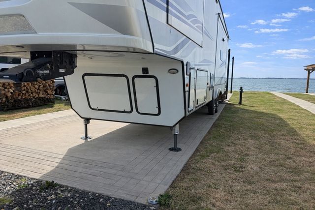 6454 Peninsula Road, Kerens, TX 75144