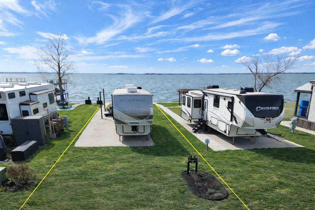 6454 Peninsula Road, Kerens, TX 75144