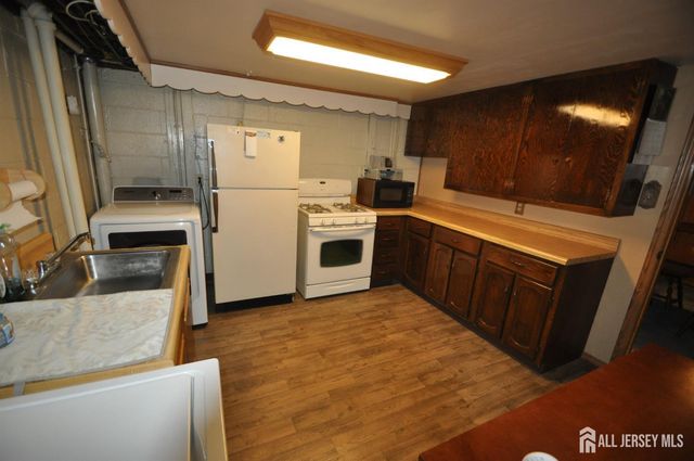 41 Blair Road, Port Reading, NJ 07064