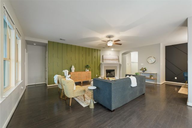 188 Nautical LOOP, Kyle, TX 78640