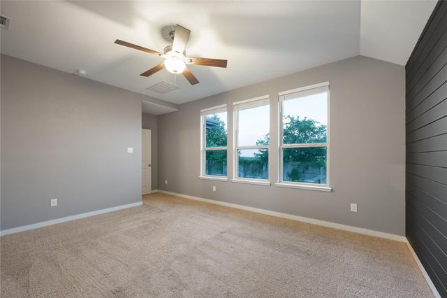 188 Nautical LOOP, Kyle, TX 78640