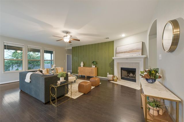 188 Nautical LOOP, Kyle, TX 78640