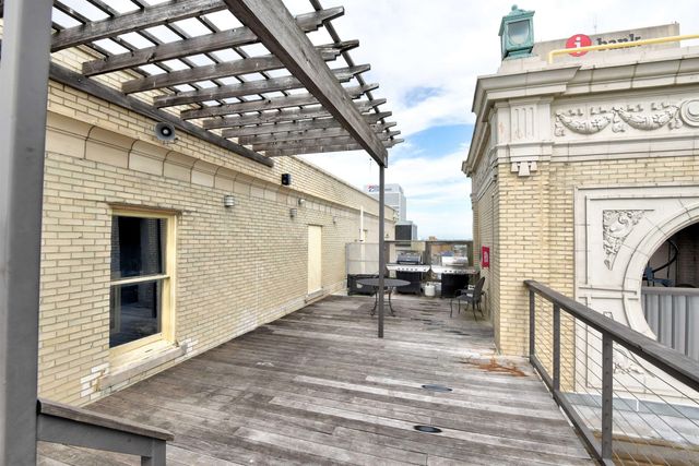 66 Monroe Ave Apt 1204, Memphis, TN 38103