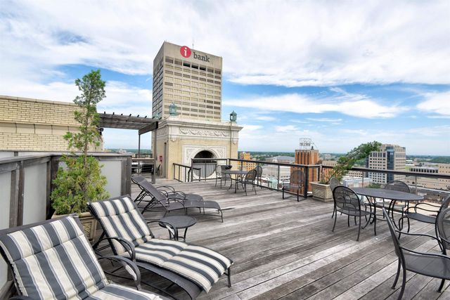 66 Monroe Ave Apt 1204, Memphis, TN 38103