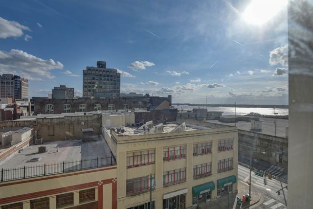 66 Monroe Ave Apt 1204, Memphis, TN 38103