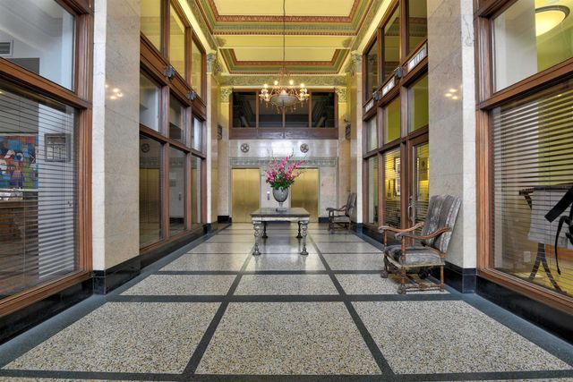 66 Monroe Ave Apt 1204, Memphis, TN 38103