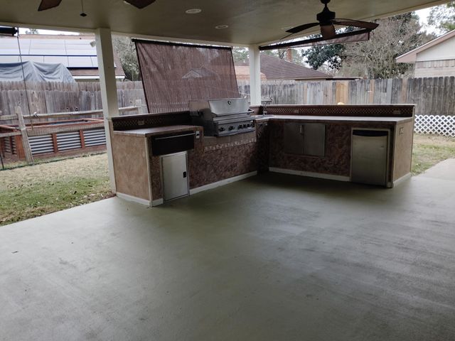 21514 Slippery Creek Lane, Spring, TX 77388