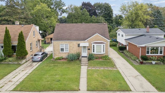 1031 Glenwood Avenue, Waukegan, IL 60085