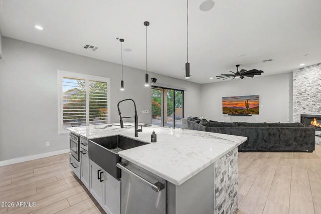 1030 W CALYPSO Court, Gilbert, AZ 85233