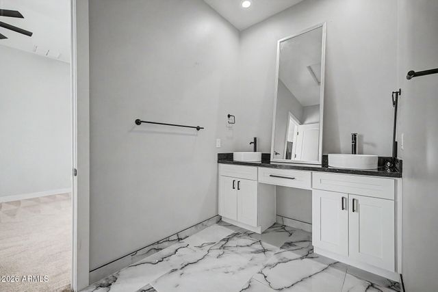 1030 W CALYPSO Court, Gilbert, AZ 85233