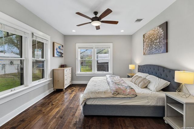 115 Delaware St, San Antonio, TX 78210