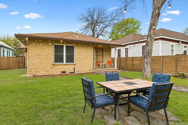 115 Delaware St, San Antonio, TX 78210