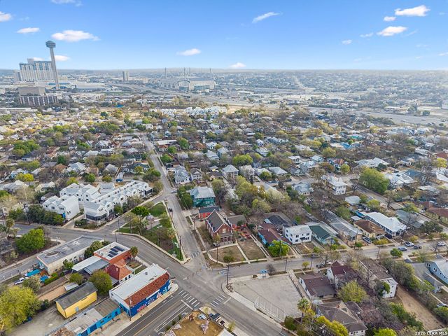 115 Delaware St, San Antonio, TX 78210