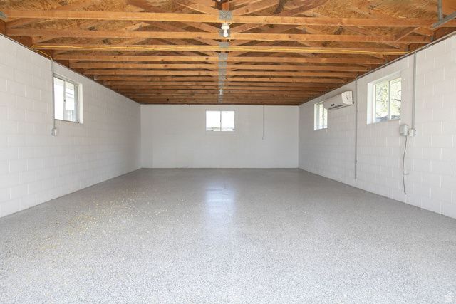 36 W MARQUETTE DR, Midvale, UT 84047