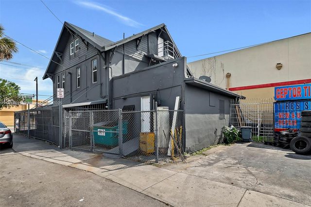 1818 NW 17th Ave, Miami, FL 33125