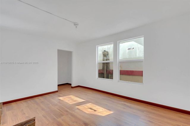 1818 NW 17th Ave, Miami, FL 33125