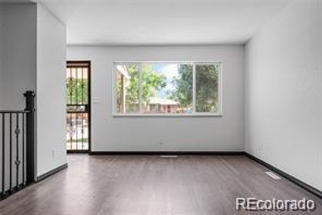 4585 S Elati Street, Englewood, CO 80110