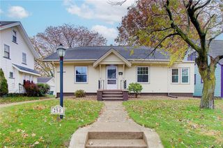 250 Montrose Avenue NW, Canton, OH 44708