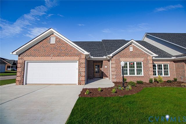 120 Cobblestone Dr, Hopewell, VA 23860