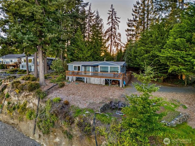 727 E Stretch Island Road S, Grapeview, WA 98546