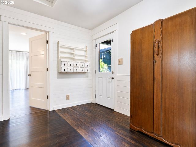 3051 OAK St, Longview, WA 98632