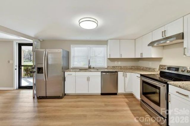 7714 Old Waxhaw Monroe Road, Waxhaw, NC 28173