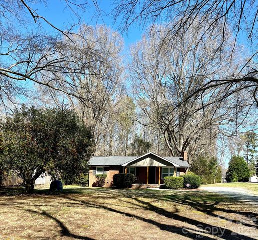 7714 Old Waxhaw Monroe Road, Waxhaw, NC 28173